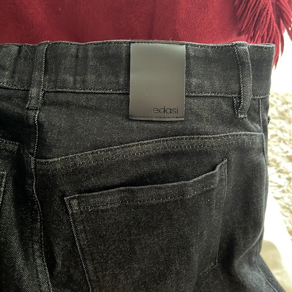 Edasi Denim Soft Black Jeans - Picture 9 of 9